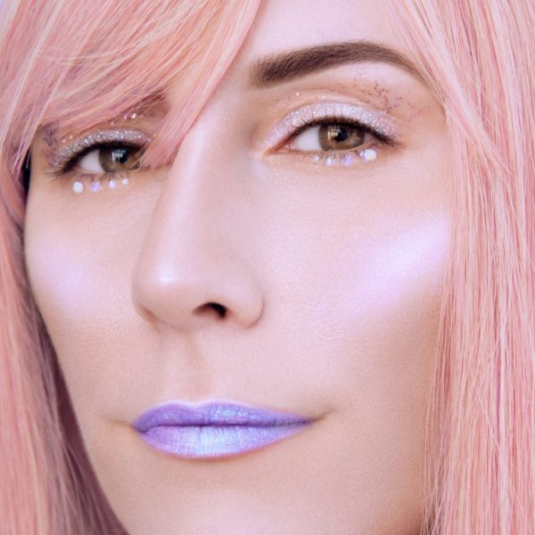 Glitter Cream Eyeshadow (white - pigments big) - Image 2